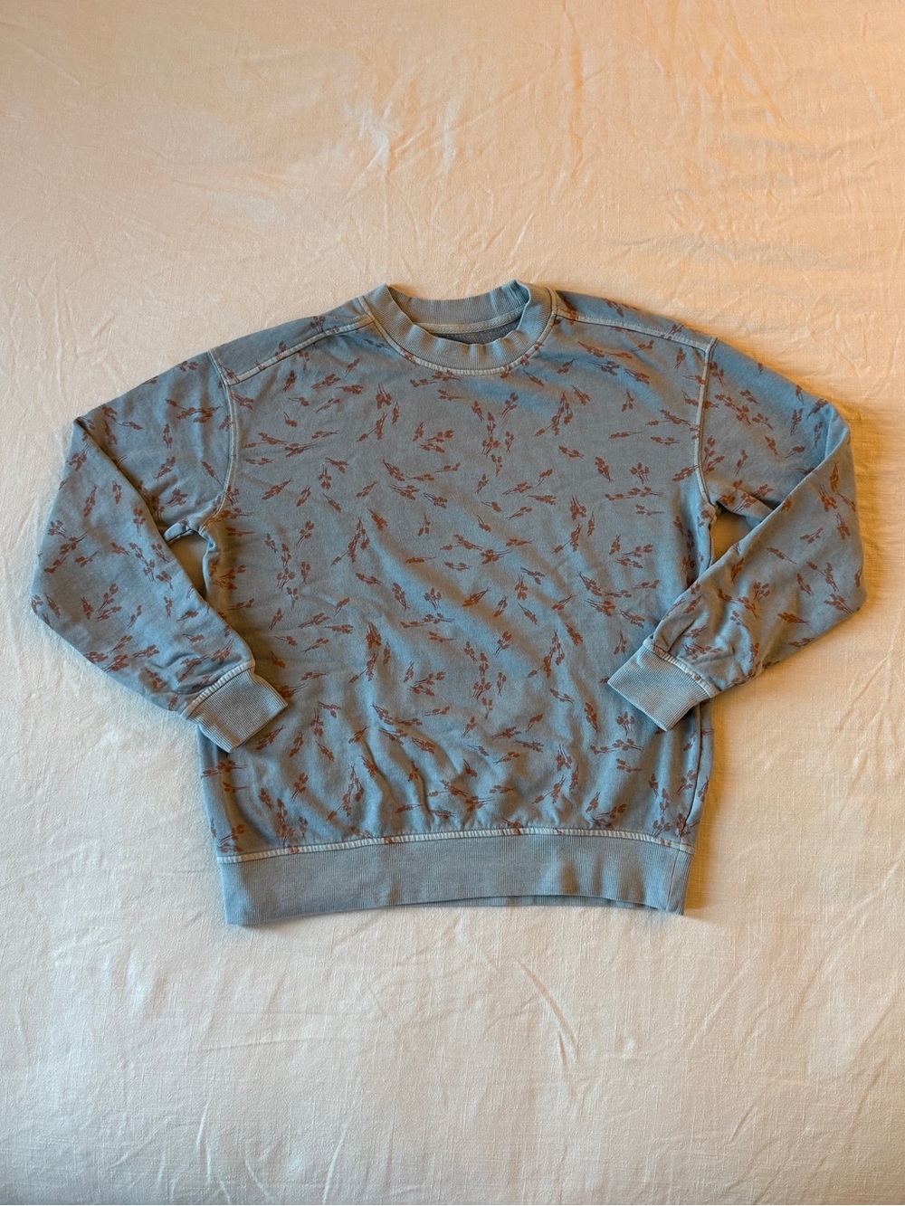 NWOT Floral Patterned Crewneck Sweatshirt in Slate Blue